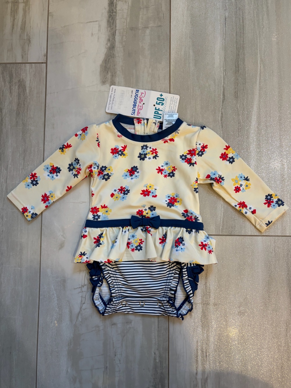 NWT RuffleButts Cottage Floral Long Sleeve Rashguard Peplum Swimsuit Girls 3-6M